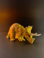 Flexi Triceratops
